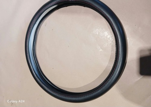 Black leather steering wheel - black,